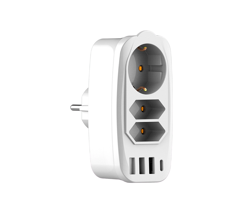 Ciabatta multifunzione a spina E06 dotata di 2 prese europee di tipo C, 1 presa europea di tipo F, 3 porte USB-A e 1 porta USB-C
